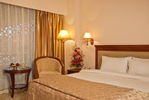Hotel Clarion Bella Casa At Airport
