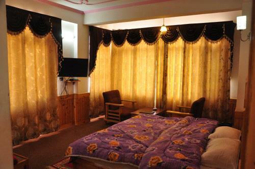 Hotel King's Land