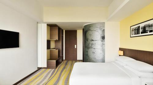 Hotel Holiday Inn Express Ahmedabad Ashram Road