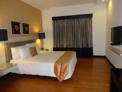 Hotel Green Park Hyderabad