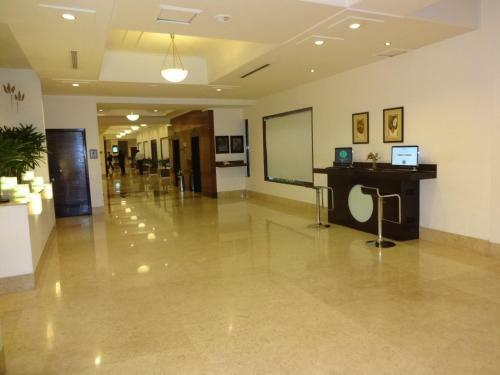 Hotel Green Park Hyderabad