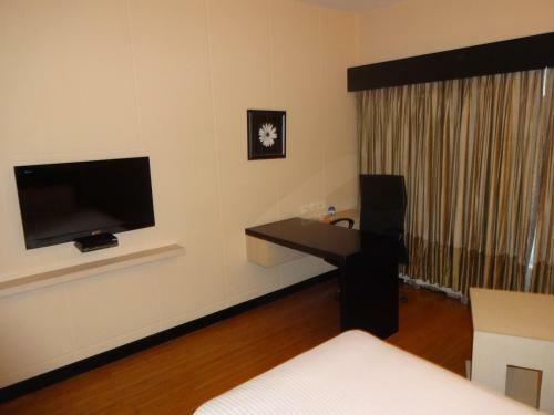 Hotel Green Park Hyderabad