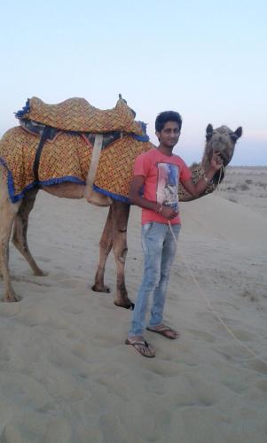 Hostal Javand Royal Desert Safari