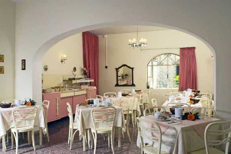 Hotel Villas Diana