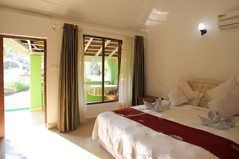 Hotel Dunhill Beach Resort