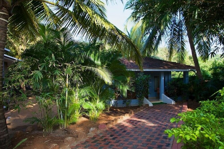 Hotel Dunhill Beach Resort