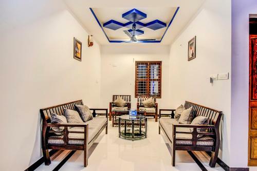 Fabhotel Kuwait Residency Kunnumpuram