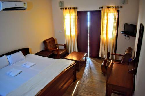Hotel Club 7 Beach Resort