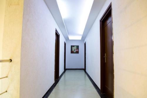 Hostal Fabhotel The Residency Dlf Galleria