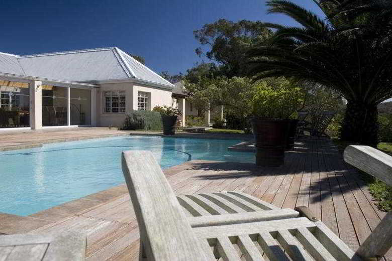 Hotel Oyster Bay Lodge