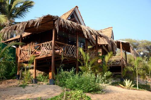 Hostal Little India Beach Cottages