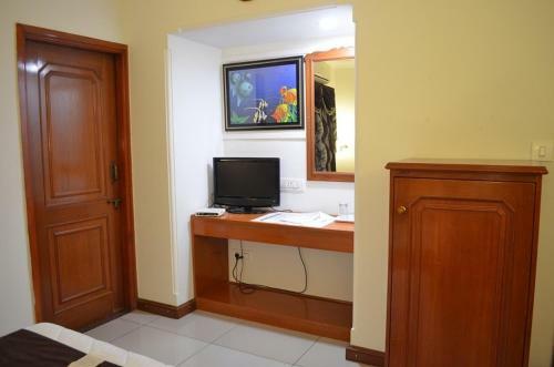 Hotel Apex International