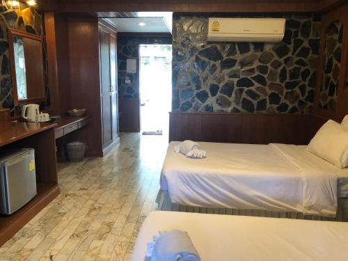 Hotel Koh Chang Lagoon Resort