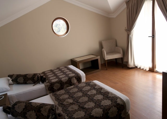 Pine Valley Hotel