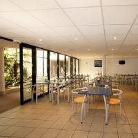 Hotel Comfort Suites Annecy Seynod