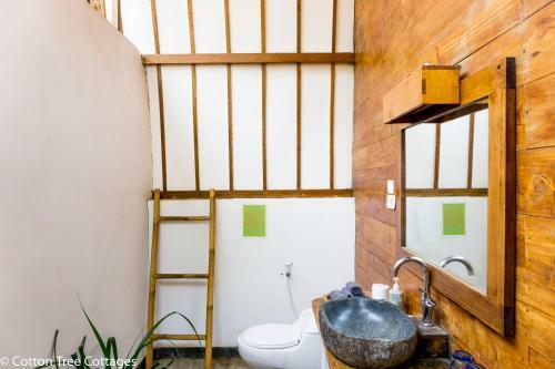 Hostal Cotton Tree Cottages