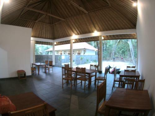 Hostal D'mel Sari Garden View Lembongan