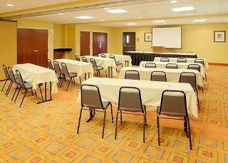 Hotel Comfort Suites Atlanta Airport