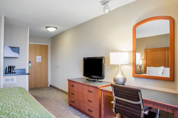 Hotel Comfort Inn & Suites