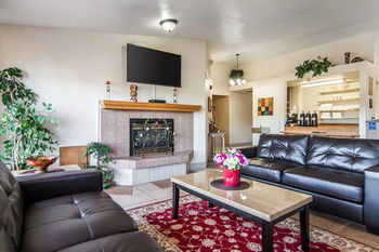 Hotel Quality Inn & Suites