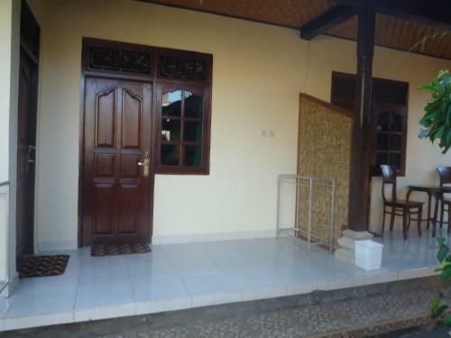 Hostal Shindu Home Stay