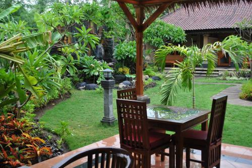 Bed & Breakfast D & D Dive Center Pemuteran