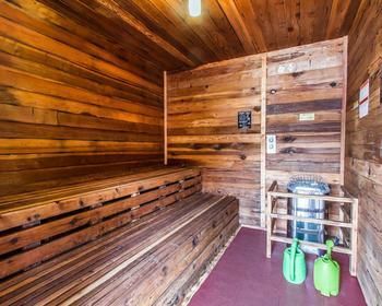Hotel Rodeway Inn & Suites
