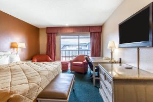 Hotel Rodeway Inn & Suites