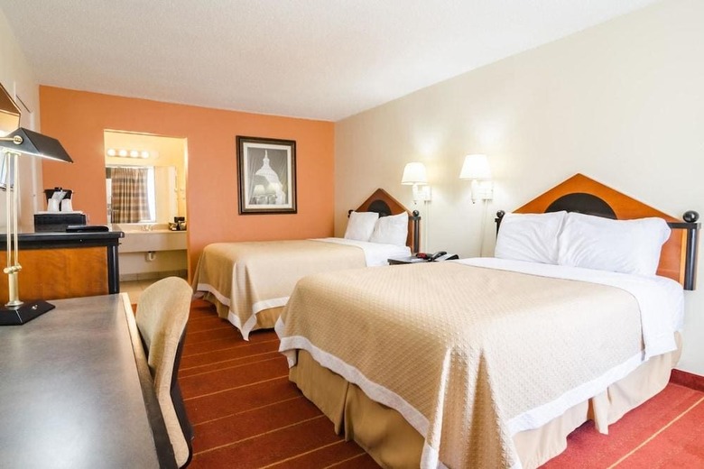 Hotel Quality Inn & Suites