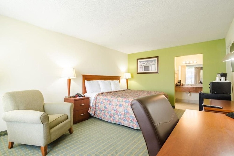 Hotel Quality Inn & Suites