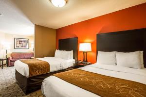 Hotel Comfort Suites At Westgate Mall