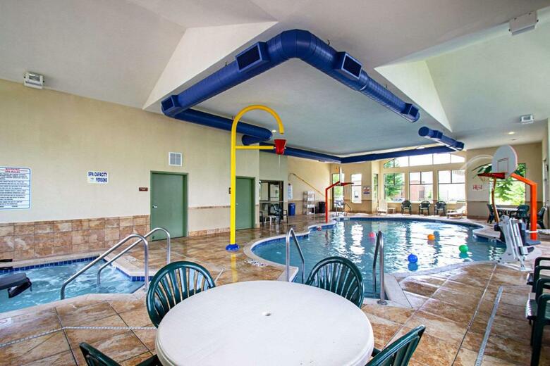 Hotel Sleep Inn & Suites