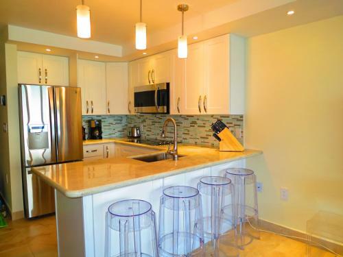 Hotel 2br Luxury Beachfront Duplex Villa On Sapphire Beach III