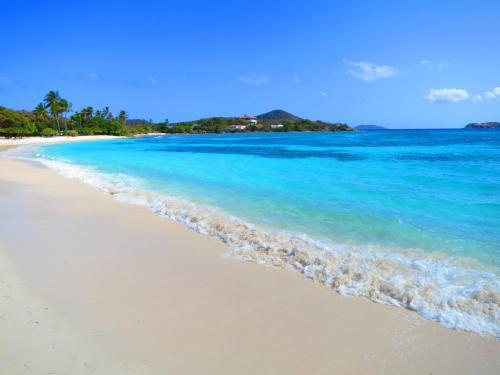 Hotel 2br Luxury Beachfront Duplex Villa On Sapphire Beach III