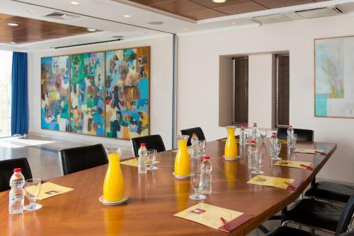 Hotel Leonardo Art Tel Aviv By The Beach