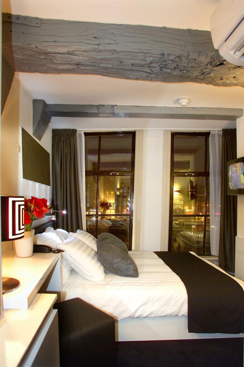 Hotel Cc