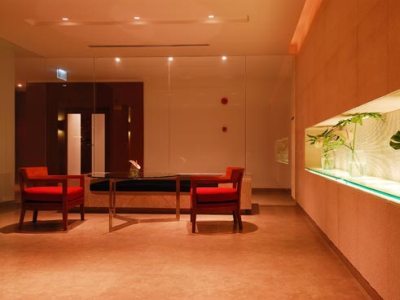 Hotel Woodlands Suites