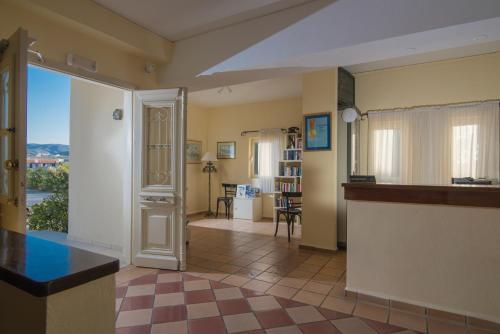 Hotel Ourania Apartments