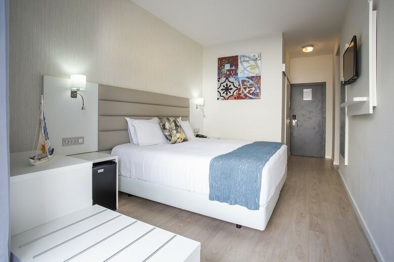 Hotel Carvi Beach