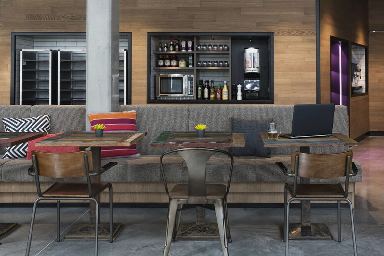 Hotel Moxy Stuttgart Airport/messe