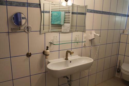 Kreuzerhof Hotel Garni