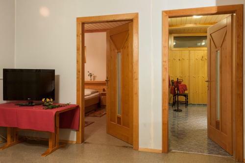 Hostal Hotel & Kurpension Weiss