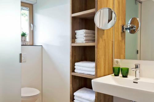 Nat�rlich Hell. Aparthotel & Camping