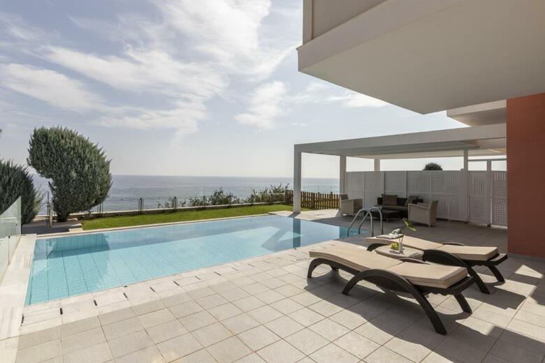 Hotel Apostolata Island Resort And Spa