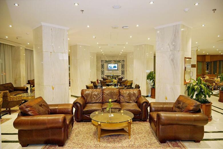 Hotel Al Hamra Golden Tulip (est�ndar)