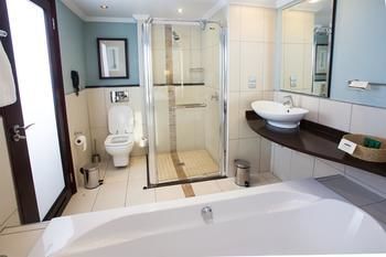 Phakalane Golf Estate Hotel