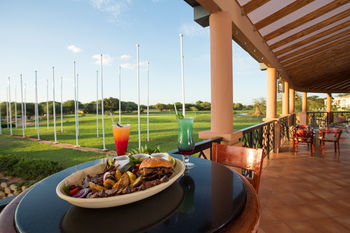 Phakalane Golf Estate Hotel