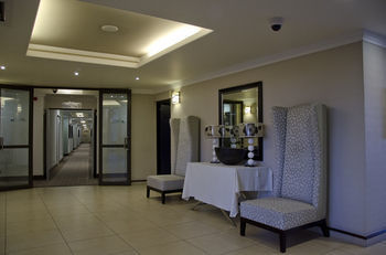 Phakalane Golf Estate Hotel