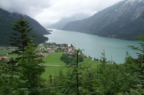 Hostal Landhaus Achental