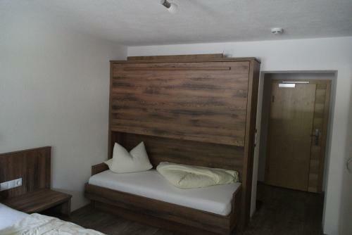 Hostal Apart Felsenhof